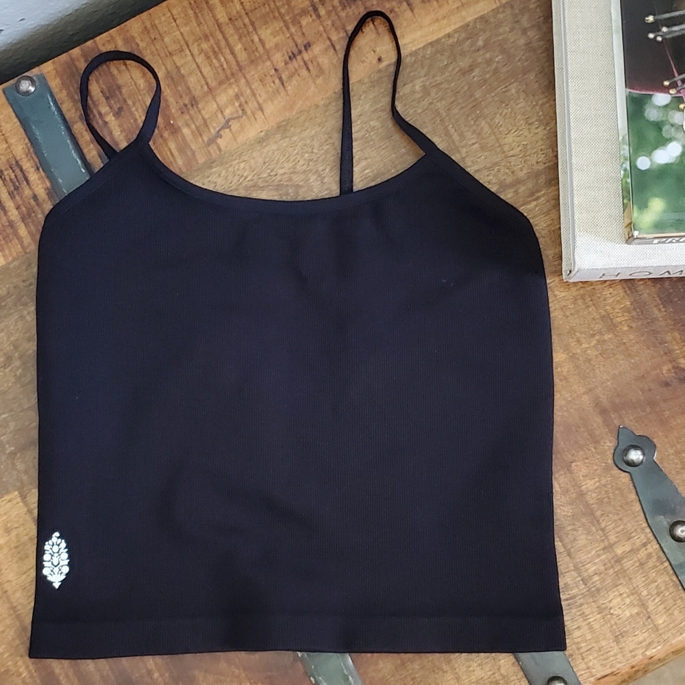 🖤 Free People Strappy Back Tighten Up Tank 🖤 - Picture 4 of 10